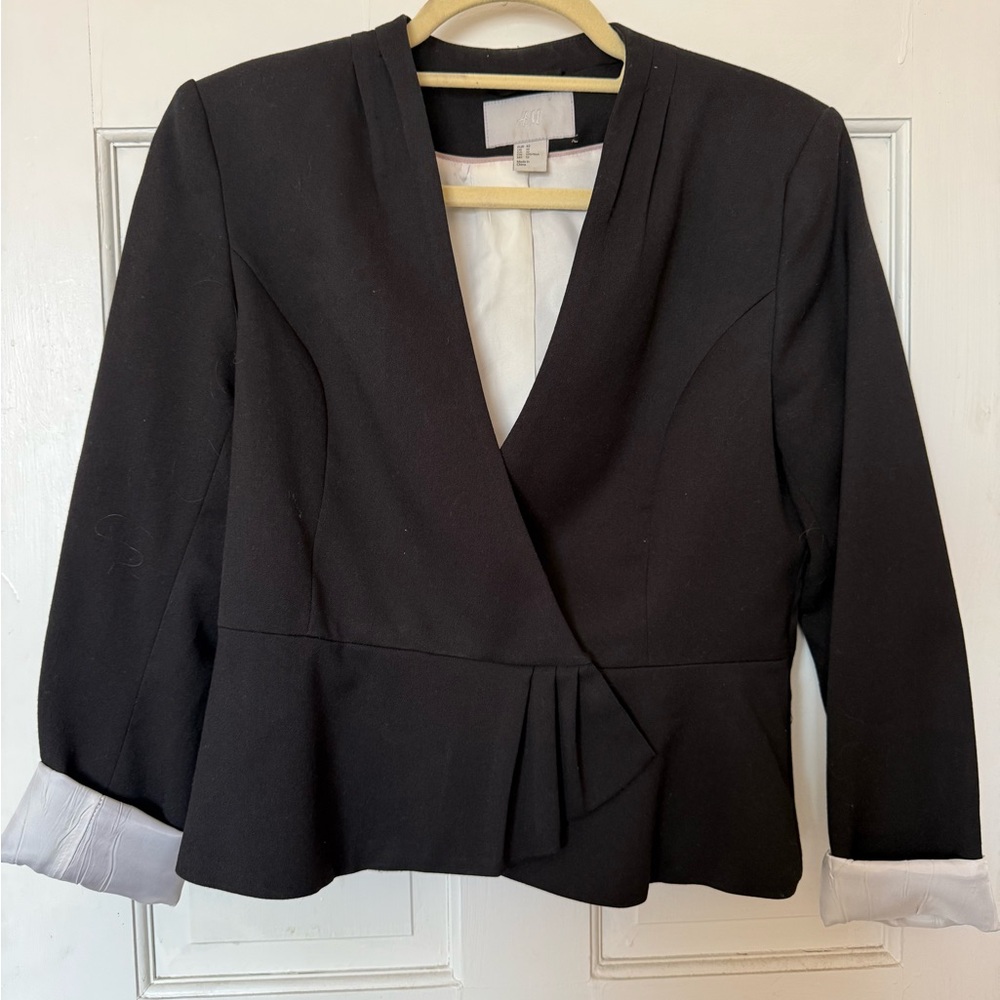 H&M Black Women's Blazer with White Accents